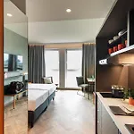 Loginn Airport Hotel Cologne