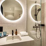 Loginn Airport Hotel 3*
