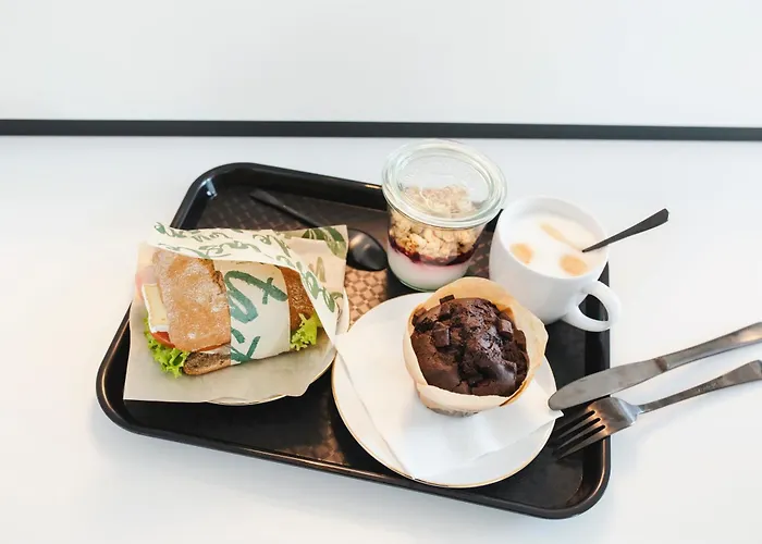 Hotel Loginn Airport Köln