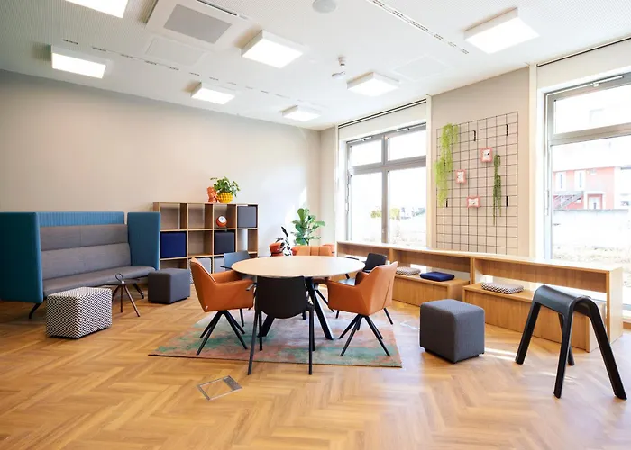 Loginn Airport Кёльн