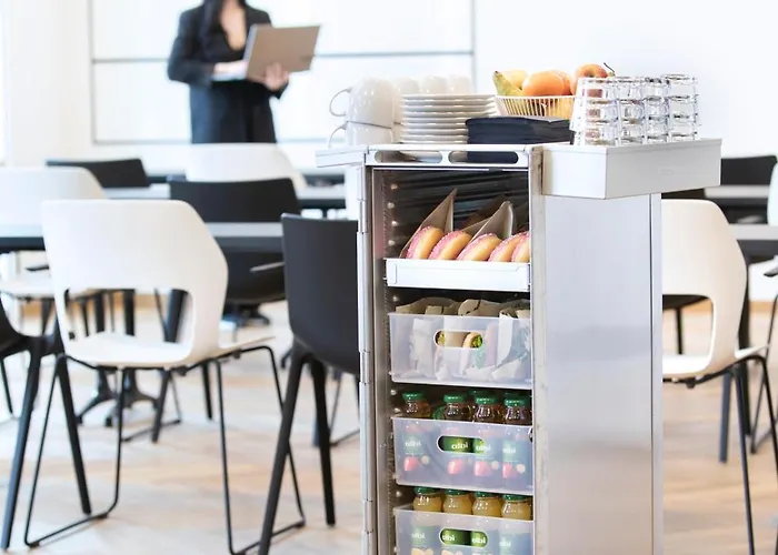 Loginn Airport 3* Кёльн