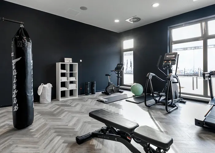 Hotel Loginn Airport Köln